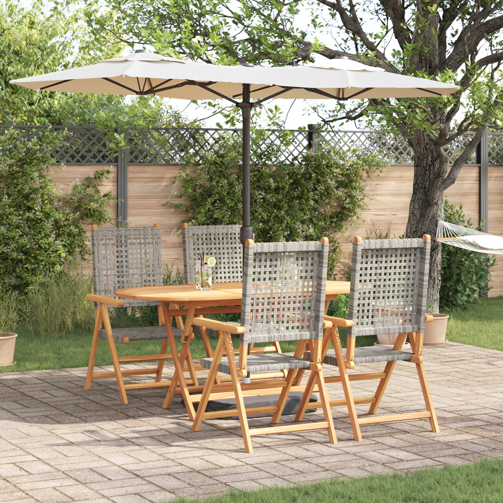 5-teiliges Garten-Esszimmer-Set in Grau aus massivem Akazienholz und Polyrattan