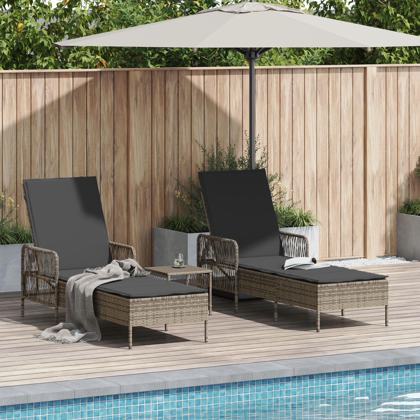 Sonnenliege Set Set aus 3 Grau und Dunkelgrau PE Rattan Sonnenliege Set Set aus 3 Grau und Dunkelgrau PE Rattan