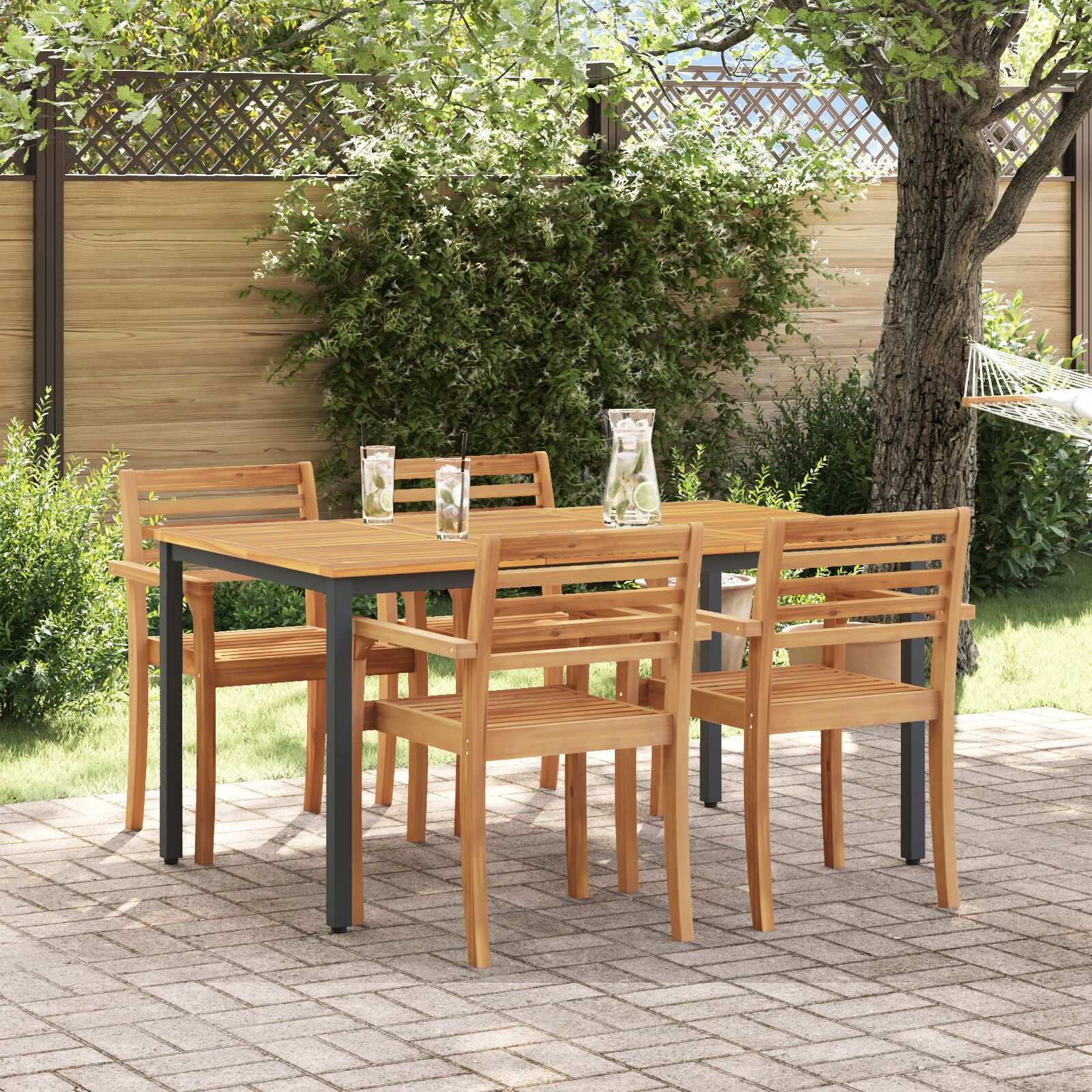 Gartentisch 150x90x75 cm aus massivem Akazienholz und Metall