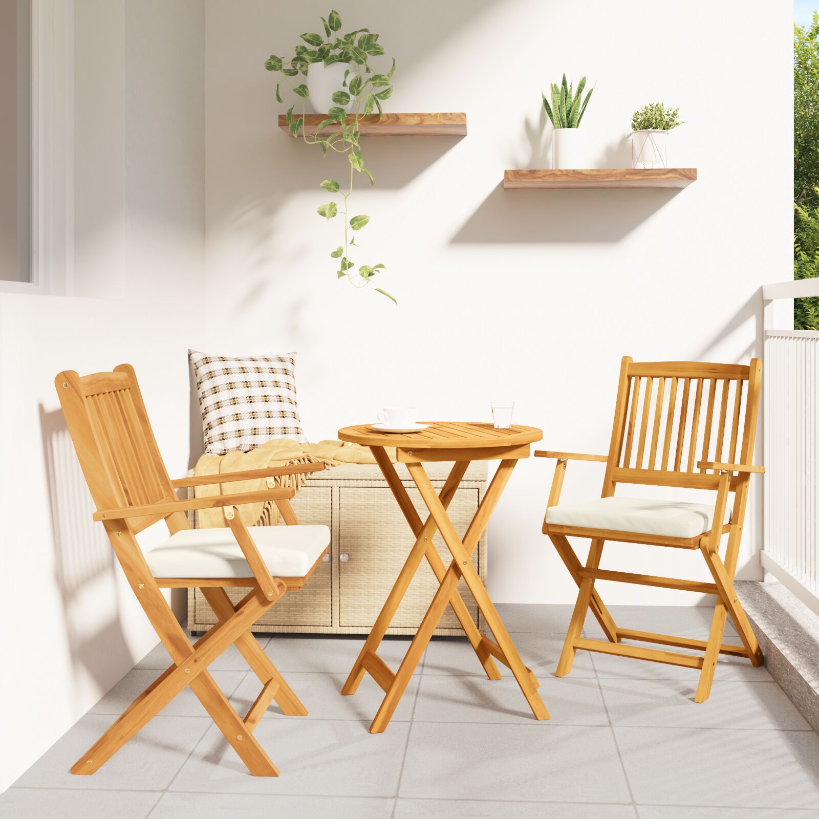 Klappgartenstühle mit weißen Kissen 2 Stück aus massivem Akazienholz Klappgartenstühle mit weißen Kissen 2 Stück aus massivem Akazienholz