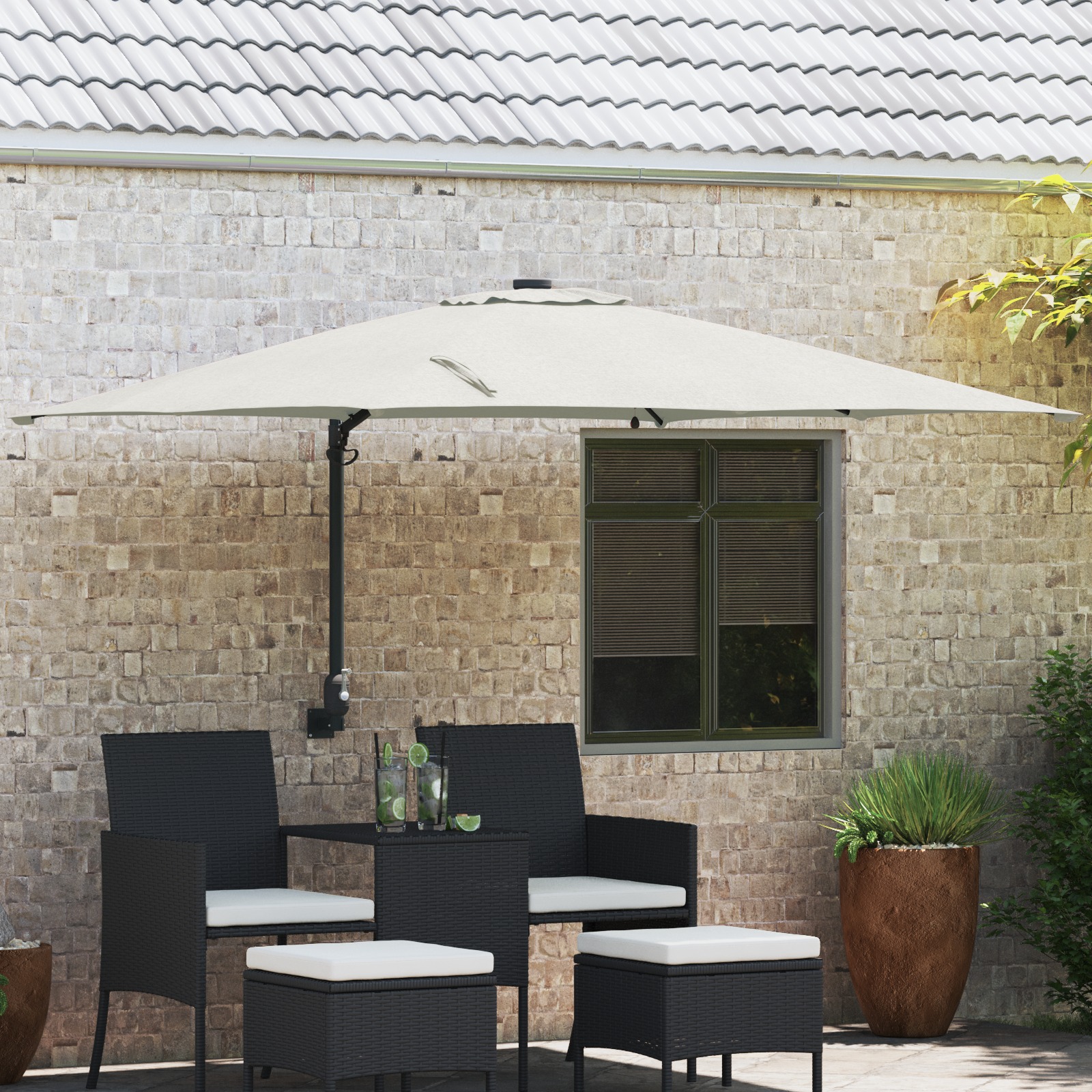 Gartenparasol Sandfarbe 248.5 x 247.5 x 160 cm Stoff